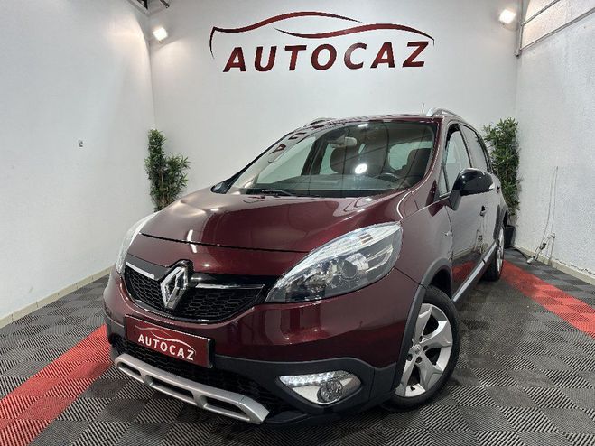 Cliquer pour voir la photo suivante Renault Scenic XMOD dCi 130 Energy eco2 Bose Edition Violet de 2013