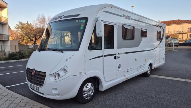 Fiat Ducato FIAT/ PILOTE CAMPING CAR INTEGRAL G741 S BLANC de 2015