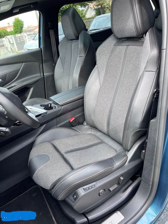 Peugeot 5008 gt line bleu de 2019