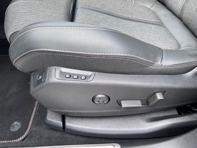 Peugeot 5008 gt line bleu de 2019