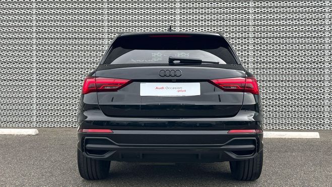 Audi Q3 35 TDI 150 ch S tronic 7 S line Noir de 2024