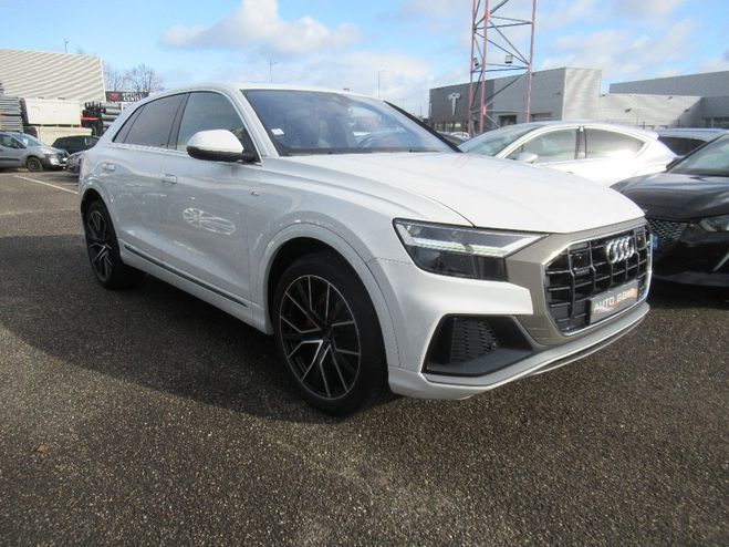 Audi Q8 50 TDI 286 Tiptronic 8 Quattro S line Blanche de 2018