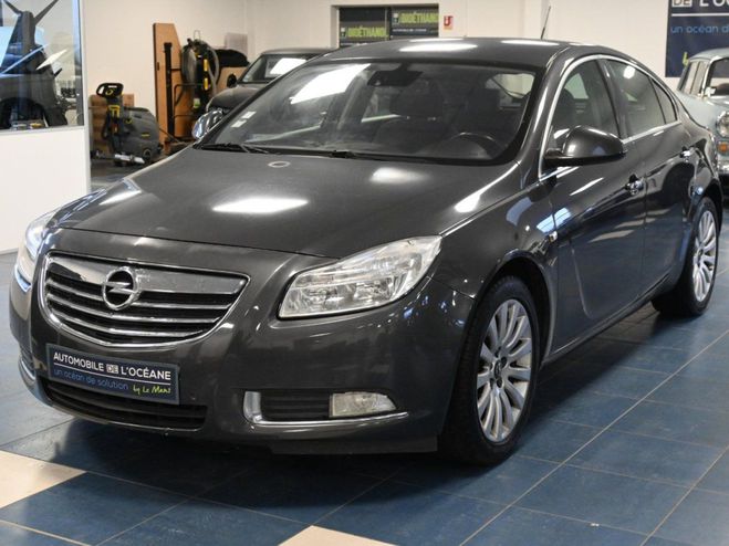 Cliquer pour voir la photo suivante Opel Insignia 2.0 CDTI - 110 FAP Edition GRIS CLAIR de 2009