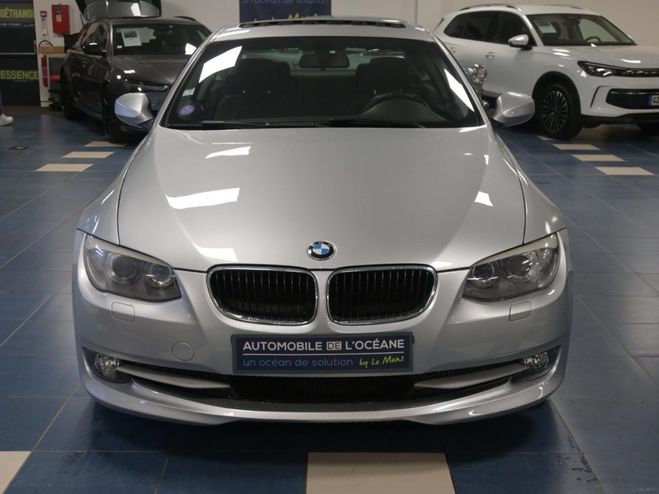 BMW Serie 3 COUPE E92 LCI 320i 170ch Confort Steptro GRIS CLAIR de 2012