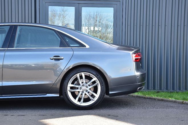 Audi A8 V6 3.0 TDI 262 AVUS EXTENDED QUATTRO TIP GRIS METAL de 2017