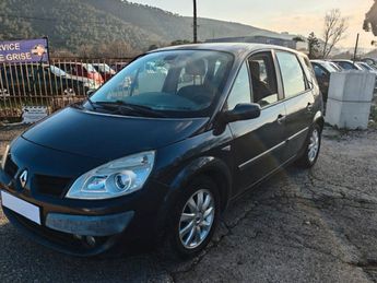  Voir d&eacute;tails -Renault Scenic 2.0 dci &agrave; Brignoles (83)