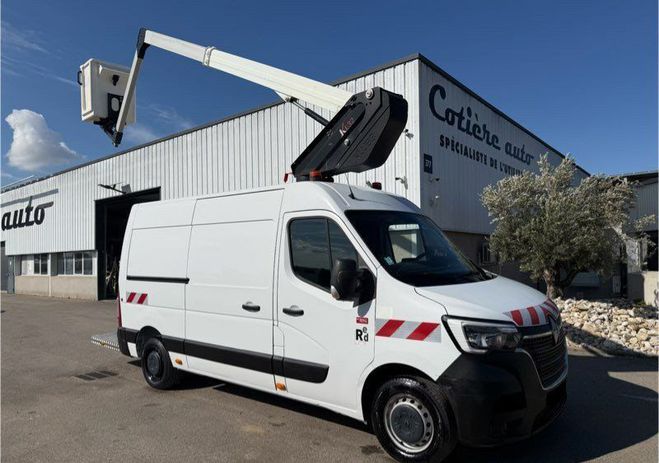 Cliquer pour voir la photo suivante Renault Master nacelle klubb k32 12m de 2021