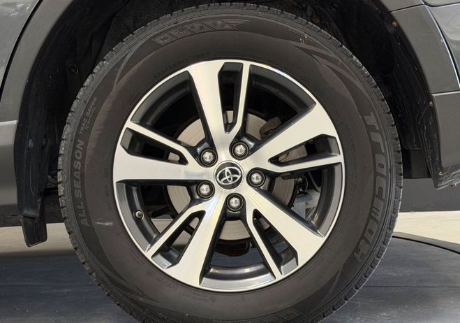 Toyota RAV 4 rav-4 2.0 d4d 143ch dynamic edition 4x2 Gris de 2017