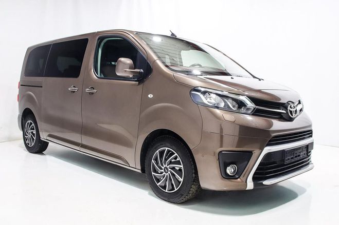 Toyota Proace VERSO 2.0D 122 CV BVA8 L2 Executive 8 PL Marron de 2019
