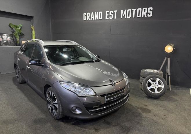 Cliquer pour voir la photo suivante Renault Megane Estate 1.5 dCi 110 III BREAK Bose PHASE Marron de 2011