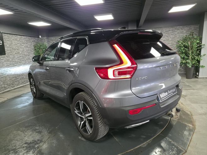 Volvo XC40 D4 AWD - 190 - BVA Geartronic R-Design GRIS de 2018