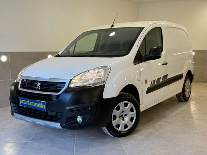Cliquer pour voir la photo suivante Peugeot Partner 1.6 hdi 100cv Premium Pack Motricité ren BLANC de 2018