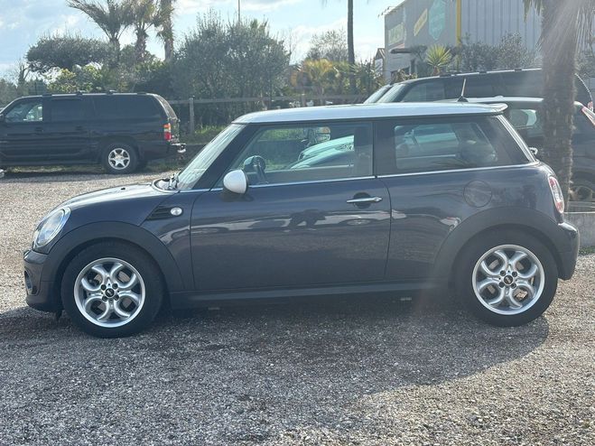 Mini One 2.0D Cooper D R56 Phase II Bleu Marine de 2012