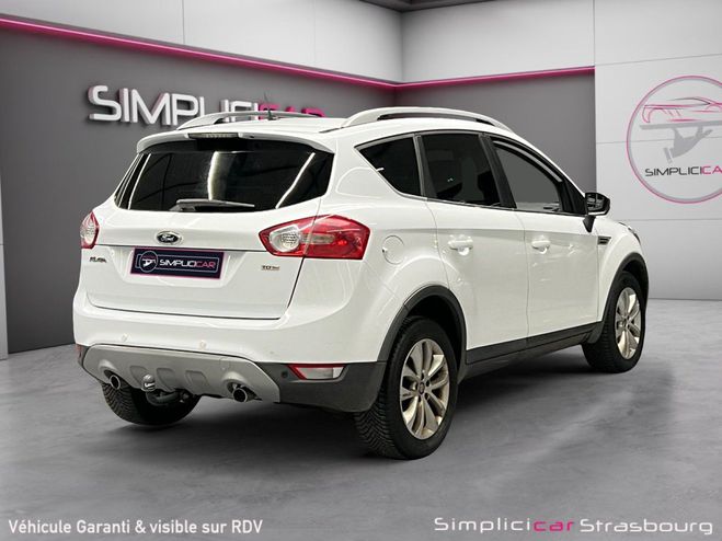 Ford Kuga 2.0 TDCi 140 DPF 4x4 Titanium - PREMI�RE Blanc de 2010