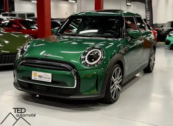  Voir d&eacute;tails -Mini Cooper 4 Portes 136cv &agrave; Encamp (99)
