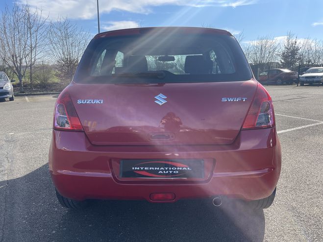 Suzuki Swift 1.3 DDIS 75CH GLX 3P ROUGE de 2010