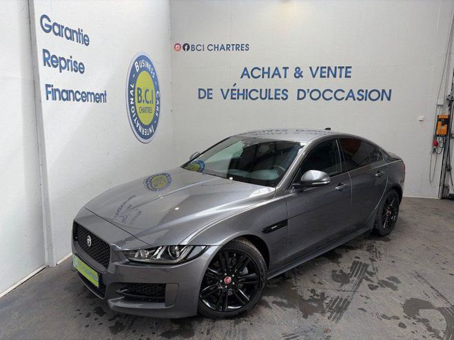 Jaguar XE 2.0D 180CH R-SPORT BVA8 Gris Fonce de 2019