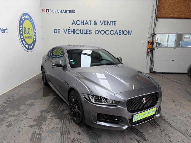 Jaguar XE 2.0D 180CH R-SPORT BVA8 Gris Fonce de 2019