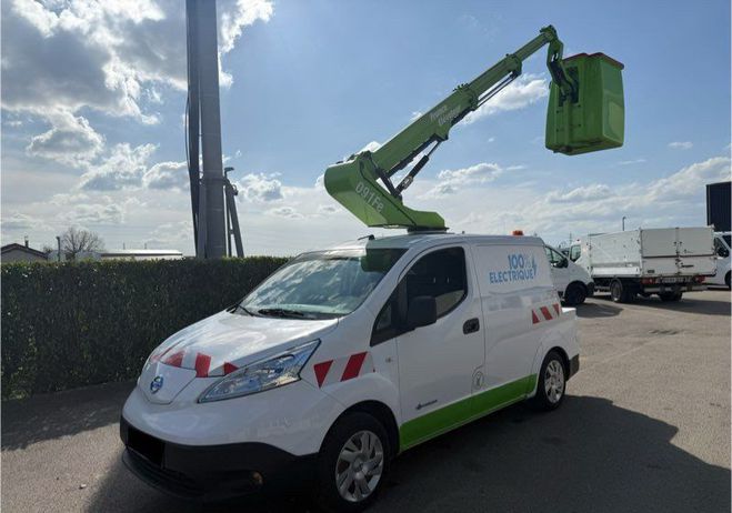 Nissan NV200 e-nv200 �lectrique nacelle France �l�vat  de 2014