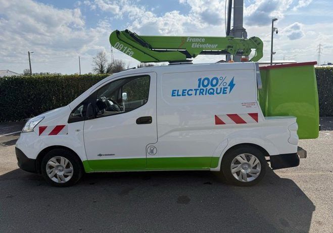 Nissan NV200 e-nv200 �lectrique nacelle France �l�vat  de 2014