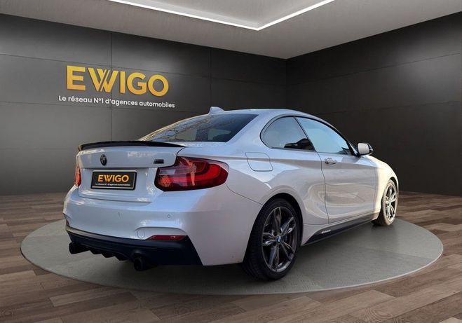 BMW Serie 2 m235i coupe 3.0 i 325 m xdrive bva siege Blanc de 2015