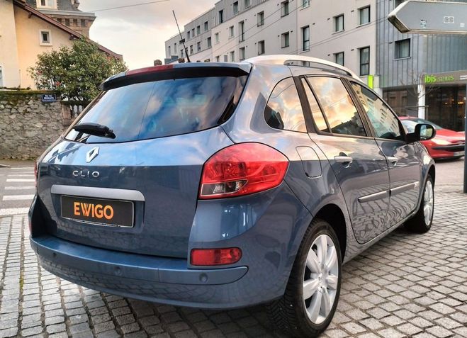 Renault Clio 3 estate 1.6 16v 128 cv exeption faible  Bleu de 2010
