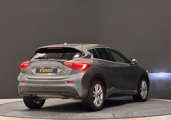 Infiniti Q30 1.5 d 110ch premium city black dct bva Gris de 2016