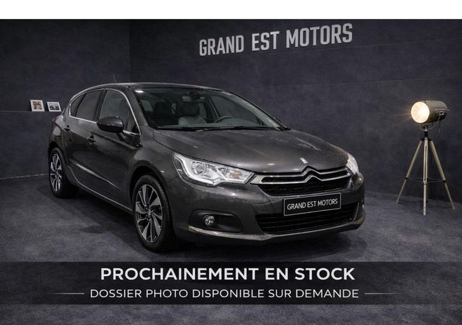 Cliquer pour voir la photo suivante Citroen DS 4 DS4 1.6 e-HDi FAP 115 boite automatiqu Marron de 2015