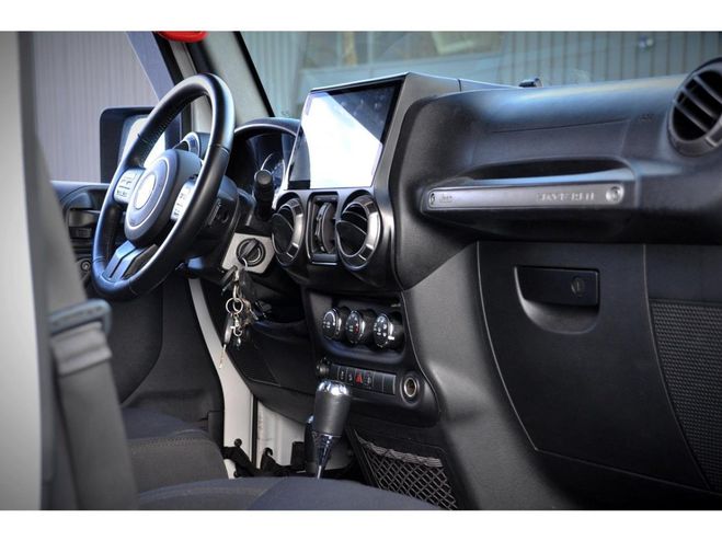 Jeep Wrangler 2.8 CRD - BVA 2017-SAHARA- Kit toit rele BLANC de 2017