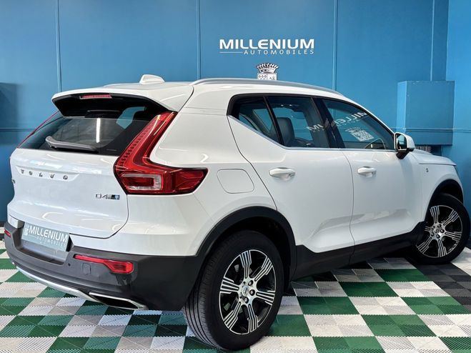 Volvo XC40 D4 ADBLUE AWD 190CH INSCRIPTION GEARTRON Blanc de 2018