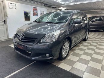  Voir d&eacute;tails -Toyota Verso 1.8 STYLE 147CV 7PLACES &agrave; Cagnes-sur-Mer (06)
