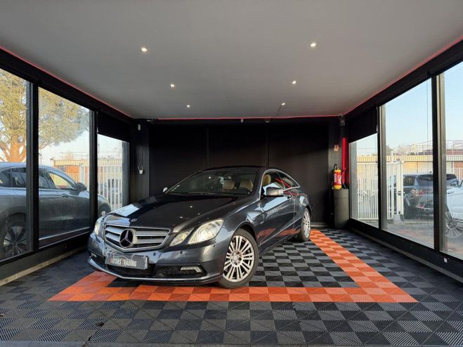 Mercedes Classe E Coup� 350 CDI FAP BlueEfficiency - BVA G GRIS de 2010