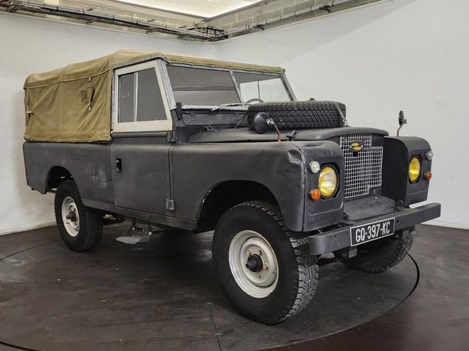 Cliquer pour voir la photo suivante Land rover Series 109 III Noir de 1978