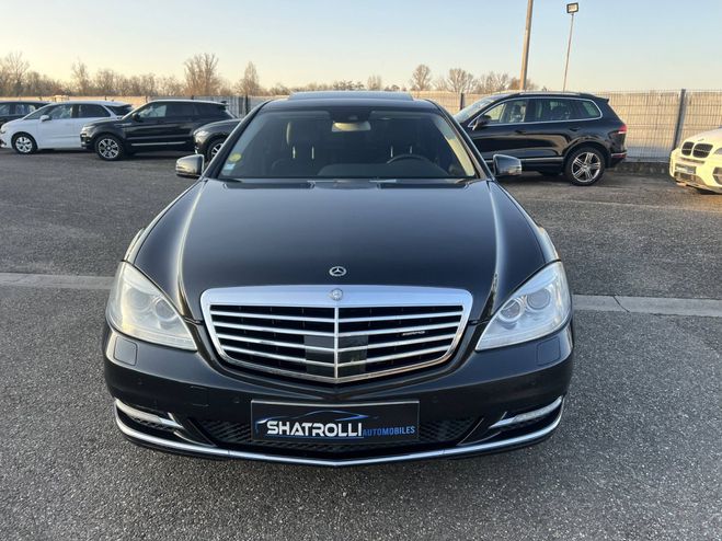 Mercedes Classe S III (W221) 350 3.0 CDI 258ch V6 BE 7G-TR NOIR de 2011