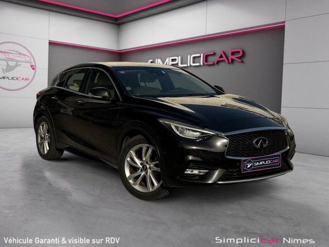 Infiniti Q30 1.6t 122 Premium - Cam�ra recul - Si�ges Noir de 2016