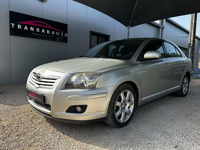 Toyota Avensis MC 2.0 D-4D 126cv Techno Pack / Si�ges C Gris de 2007