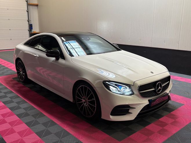 Mercedes Classe E COUPE 220 d 9G-Tronic 4-Matic AMG Line / Blanc de 2019