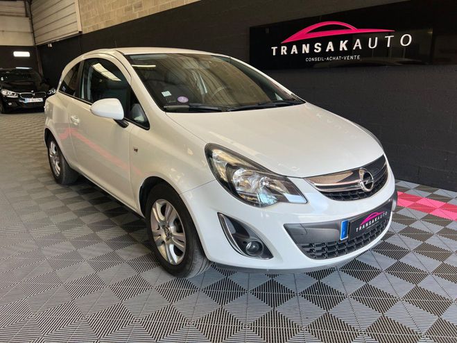 Opel Corsa 1.2 ecoflex- 85 CV Twinport Graphite Blanc de 2014