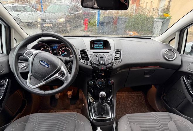 Ford Fiesta 1.5 TDCI 75CH FAP TITANIUM 5P  de 2013