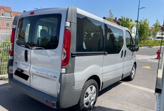 Opel Vivaro COMBI 2.5 CDTI145 M1 PACK CLIM  de 2011
