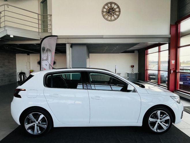 Peugeot 308 1,2 130 EAT8 TYPE ALLURE GPS KEYLESS APP BLANC de 2019