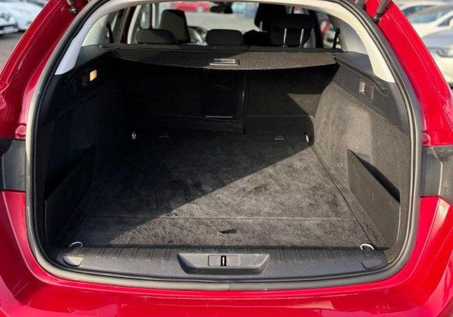 Peugeot 308 SW 1.6 BLUEHDI 120CH S&S ALLURE BUSINESS Rouge de 2017