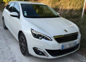  Voir d&eacute;tails -Peugeot 308 SW 1.2 puretech 130cv alure boite auto m &agrave; Saint-Jean-d'Illac (33)