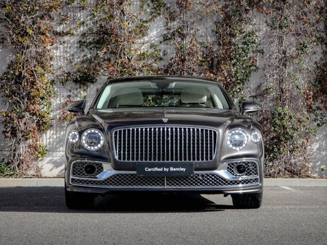 Bentley Flying Spur Azure V8 4.0 550ch Marron de 2022
