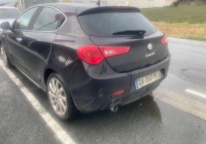 Alfa romeo Giulietta 1.6 JTDM 105ch Distinctive BVM6 S&S 2�me Noir de 2013