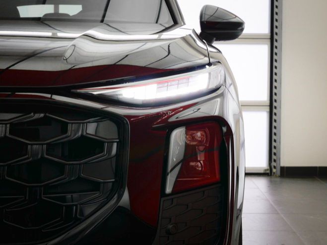 Audi Q3 Sportback TFSI 150 ch Hybride S tronic 7 NOIR MYTHIC METALLISE de 