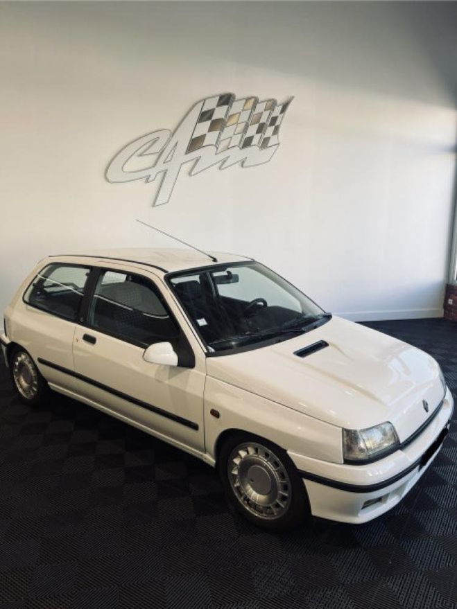 Renault Clio 1,8 16S BLANC de 1992