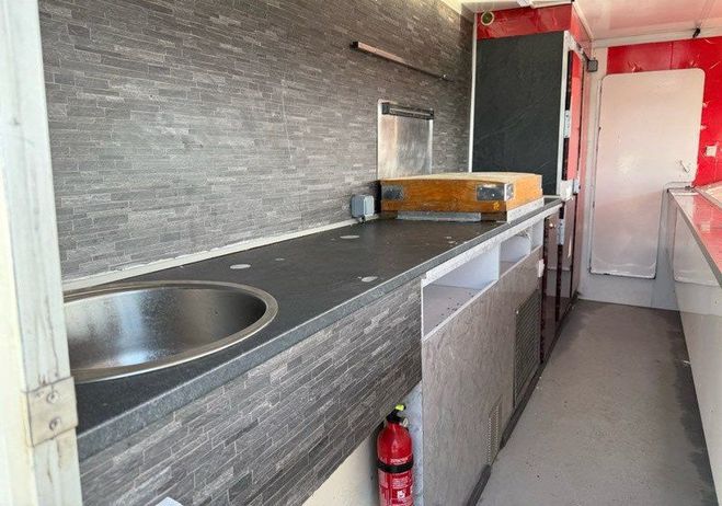 Peugeot J9 Vasp boucherie charcuterie 1988 en l eta Autre de 1988