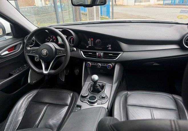 Alfa romeo Giulia 2.2 Diesel 180 ch Super Blanc de 2016