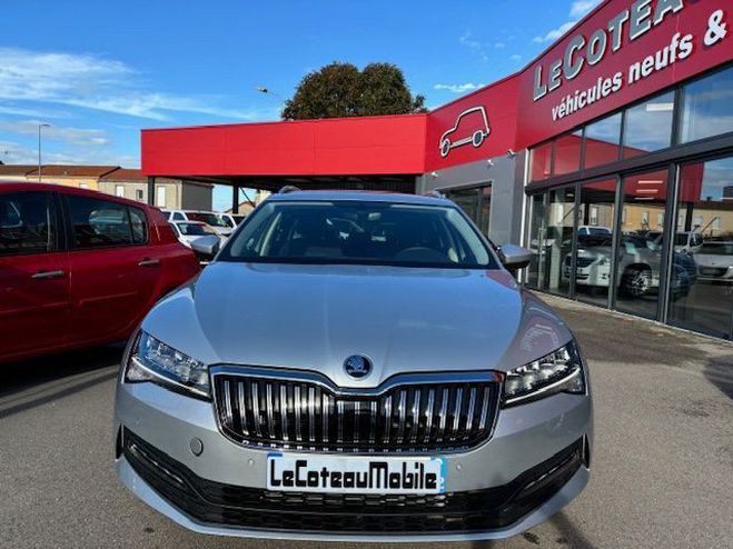 Skoda Superb Break 2.0 TDI COMBI 150 CV DSG GRIS de 2023